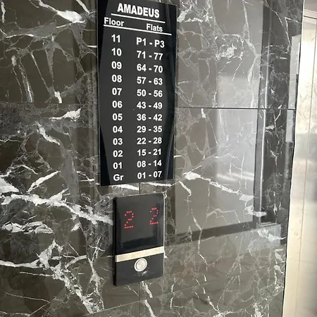 Caesar & Amadeus 1+1 Apartment